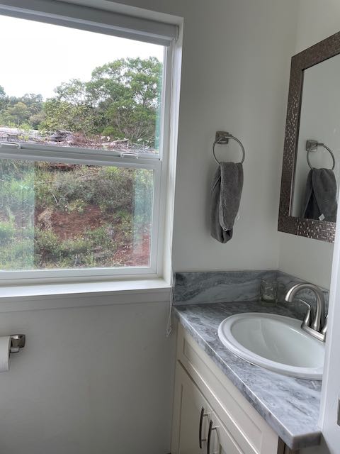 1,600 s.f Barn house bathroom